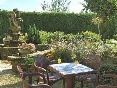 Logis Relais Des Monedieres Seilhac Kültér fotó